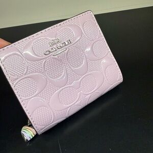 NEW Coach Snap Wallet In Signature Leather With Heart Charm Light Violet